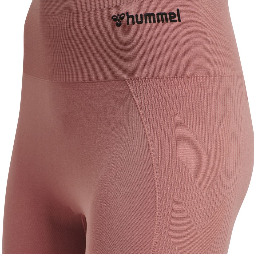 Hummel TIF Seamless Cycling Shorts – Withered Rose - Image 4
